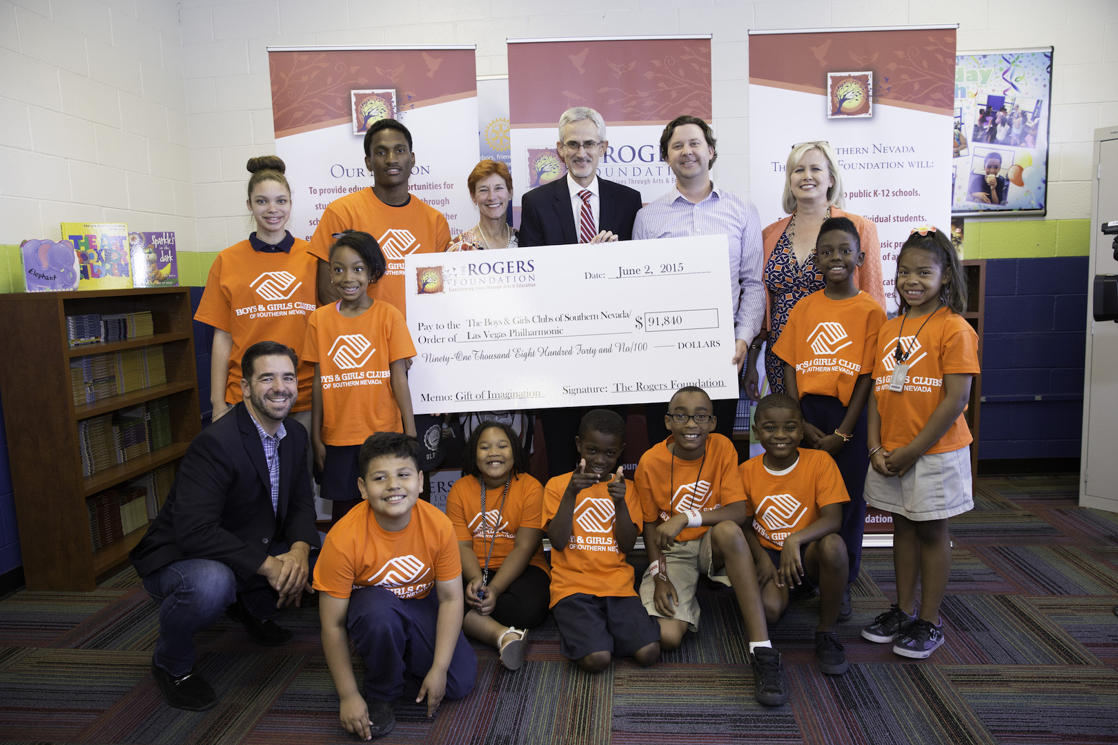 The Rogers Foundation Presents Nearly 300,000 in Grants to Las Vegas